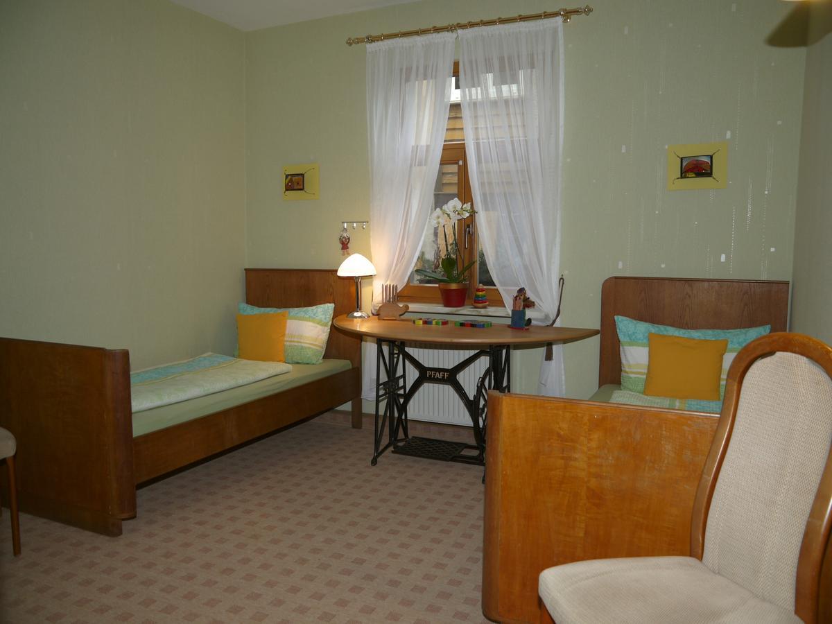 Ferienwohnung Haus "Anna" บาดบลังเคนบวร์ก ภายนอก รูปภาพ